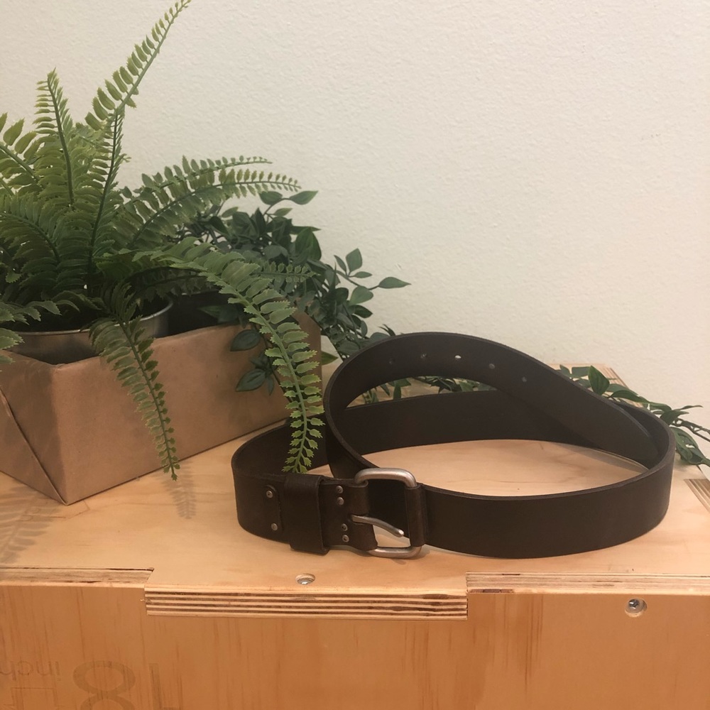 POLO Ralph Lauren Genuine Leather and Brass Belt